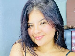 camwhore fingering shaved pussy ScarletttGrace