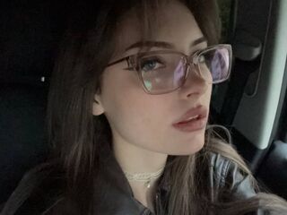 camgirl chat room SisMiora