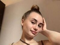 webcam girl SofiyaWite