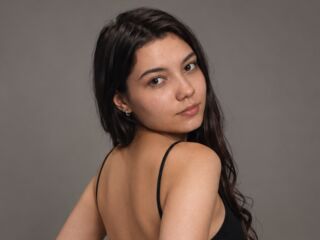 free webcam chat SophieShark