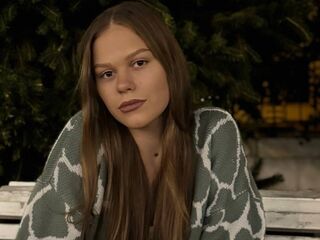 bedroom webcam TamaAkiyama