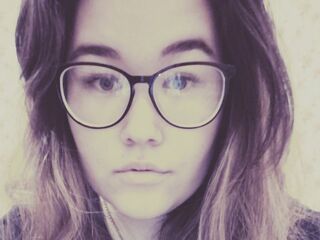 nude camgirl picture TarraTeylor