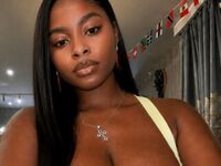 girl shaving pussy TessyVelvet