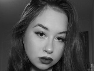 naked cam girl masturbating with sextoy TiffaneySpikes