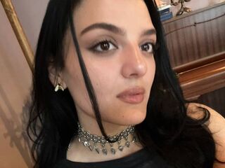camgirl playing with vibrator ToraHunzelman