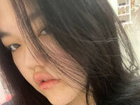 camgirl spreading pussy VeneraMai