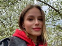 fingering camgirl VeronaBrucker