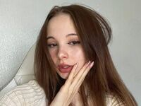 camgirl masturbating with vibrator VeronaHewlett