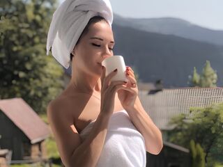 girl cam WildView