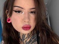 camgirl fingering wet pussy YasminBratz