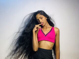 live chatroom ZaraElina