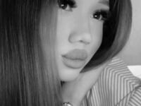 free live chatroom ZellaRessler